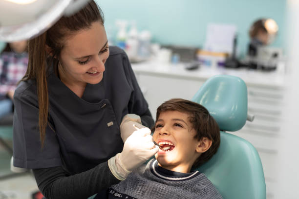 Best Emergency Tooth Extraction in Kitsap Lake, WA
